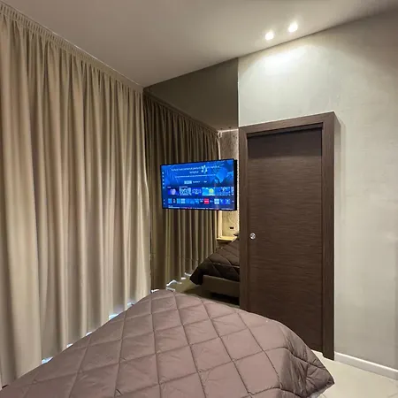 Tropicana 4* كازيرتا