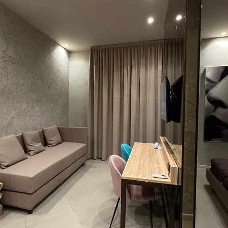 Tropicana Bed & Breakfast Caserta