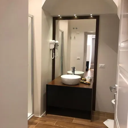 Tropicana كازيرتا